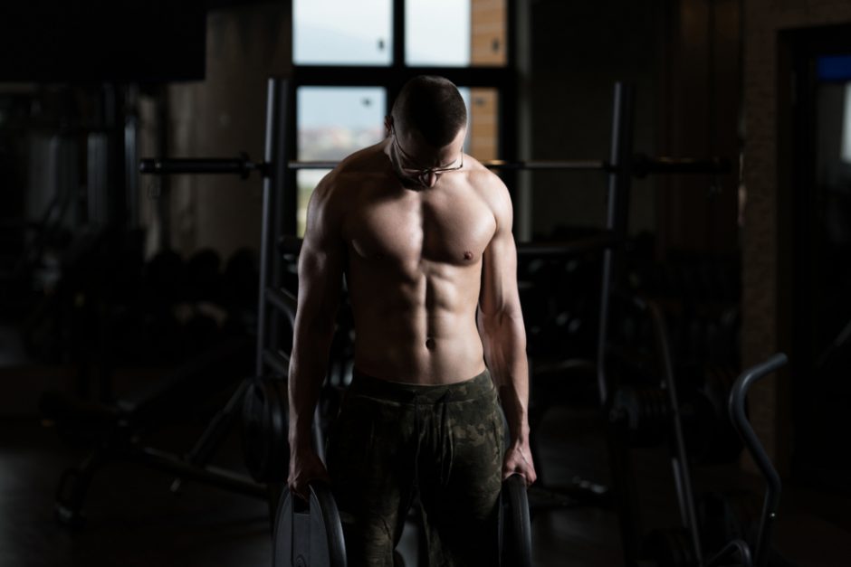ジェイソンステイサムの筋肉が美しい トレーニング方法や食事などを解説 筋トレクラブ