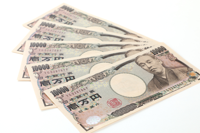 並んだ一万円札